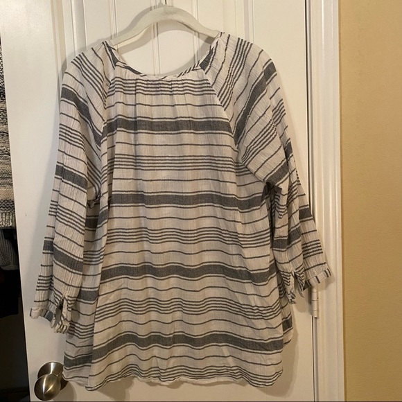 Linen Blouse - white & gray stripes - Picture 4 of 4
